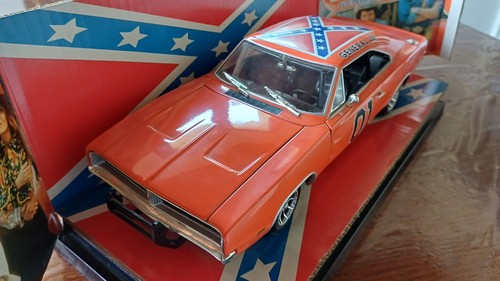 Ertl american muscle 18 - american, 1:18